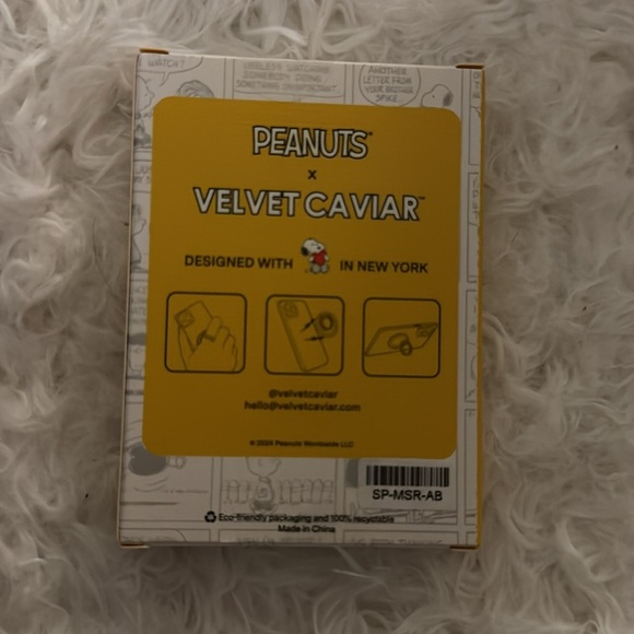 NEW Velvet Caviar Snoopy Be Mine MagSafe Grip Ring - Picture 7 of 7